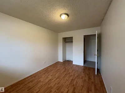 5731 144 AV NW photo 14