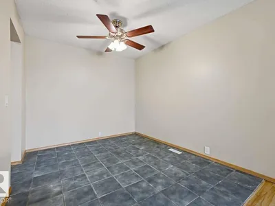 20 GALAXY WY photo 17
