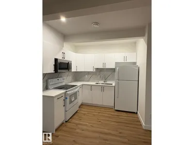 #4323 66 ST ST photo 35