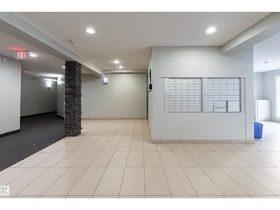 #105C 9517 160 AV NW photo 9