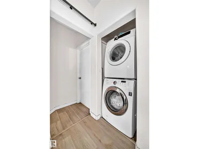 12156 92 ST NW photo 14