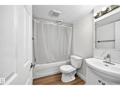 12156 92 ST NW photo 18