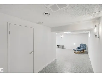 3508 106A ST NW photo 29