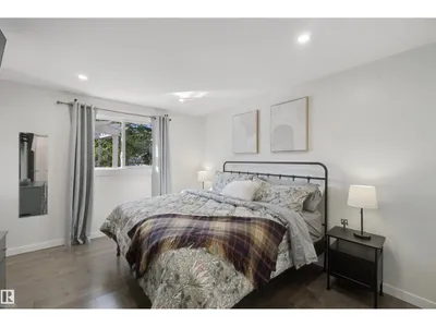 3508 106A ST NW photo 24