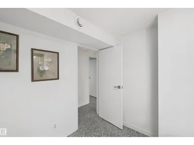 3508 106A ST NW photo 41
