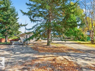 212 GRANDISLE PT NW photo 57