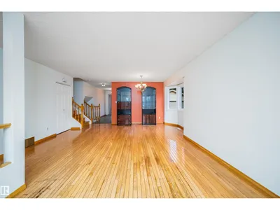 9540 178 AV NW photo 28