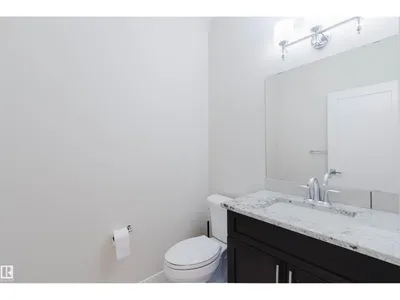 8104 224 ST NW photo 15