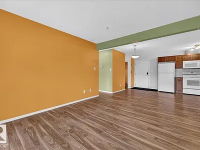 #338 301 CLARVIEW STATION DR NW photo 35