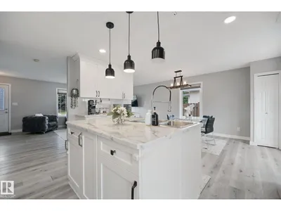 14223 83 ST NW photo 12