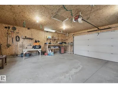 14223 83 ST NW photo 38