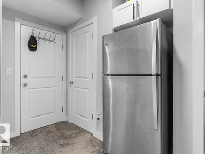 9355 PEAR LINK LI SW photo 28