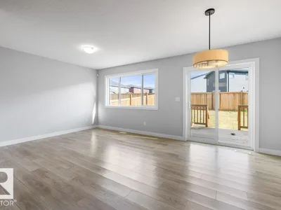 9355 PEAR LINK LI SW photo 9