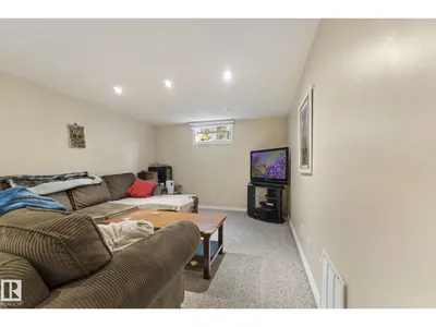 11331 60 ST NW photo 31