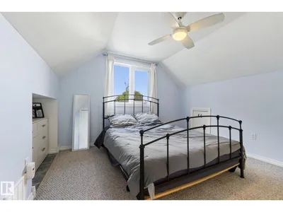 11331 60 ST NW photo 24