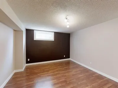 3431 42 ST NW photo 24