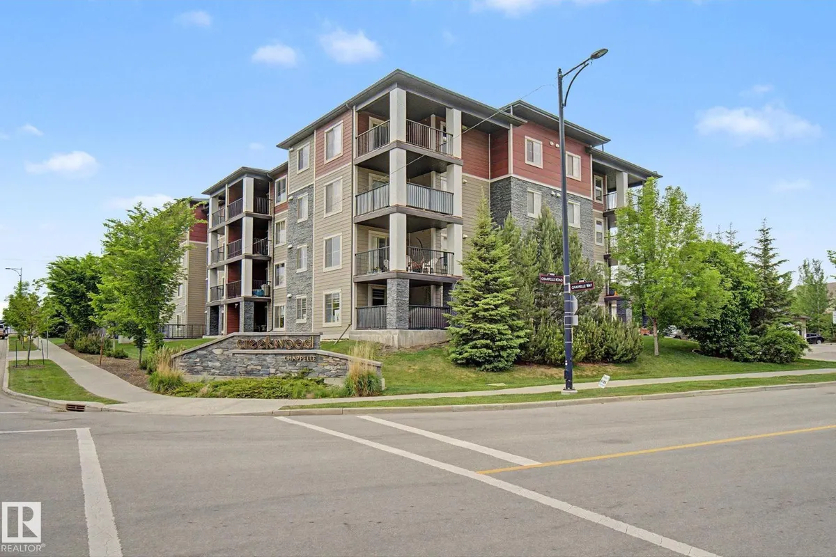 #110 5370 CHAPPELLE RD SW exterior