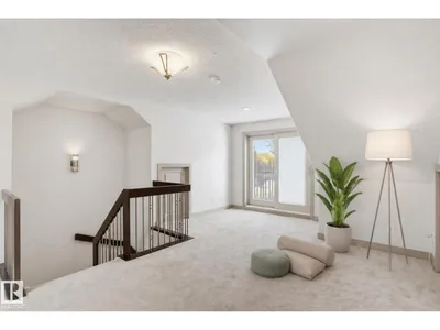 7716 112 ST NW photo 39