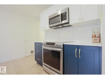 3833 ROBINS CR NW photo 10