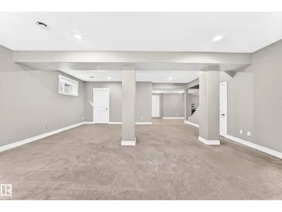 7211 170 AV NW photo 59