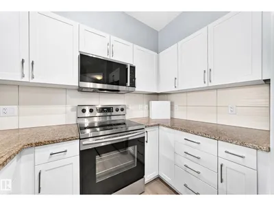 #703 10152 104 ST NW photo 10