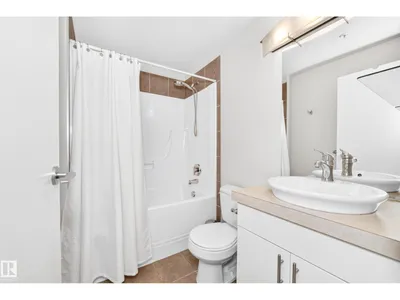 #703 10152 104 ST NW photo 31