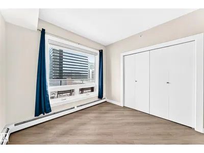 #703 10152 104 ST NW photo 35