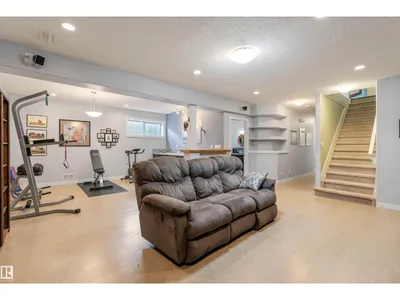 #10 841 156 ST NW photo 31