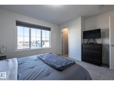 1273 MCLEOD AV photo 22