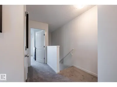 1273 MCLEOD AV photo 17