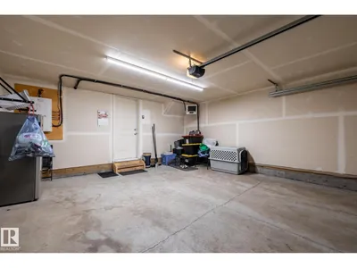 1273 MCLEOD AV photo 48