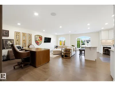 3 KINGSMEADE CR photo 28