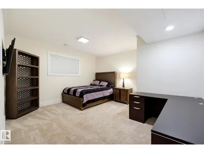 3 KINGSMEADE CR photo 37