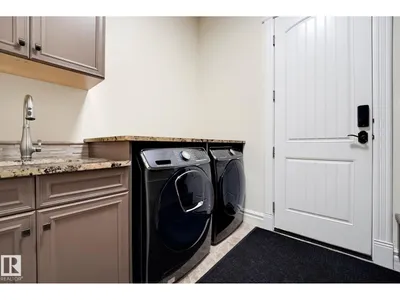 3 KINGSMEADE CR photo 46