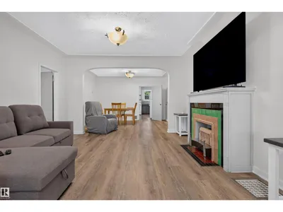 11431 88 ST NW photo 6