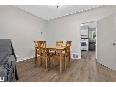 11431 88 ST NW photo 8
