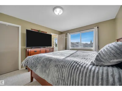 154 WESTPARK WY photo 30