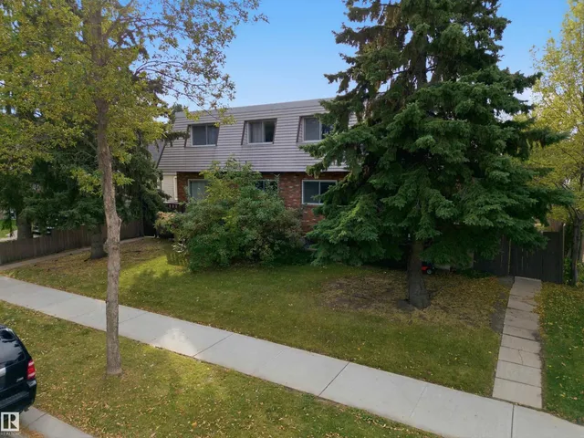 8945 78 AV NW, Edmonton