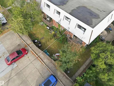 8945 78 AV NW photo 16