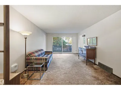 8945 78 AV NW photo 25