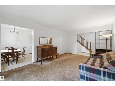 8945 78 AV NW photo 26