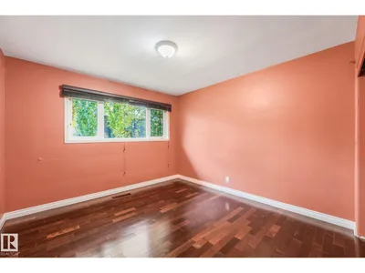 9256 148 ST NW photo 21