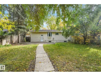 9256 148 ST NW photo 45