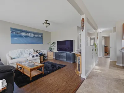 4727 105 ST NW photo 10