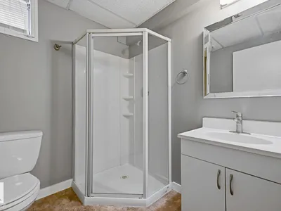 4727 105 ST NW photo 32