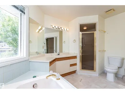 221 OCKENDEN PL NW photo 39