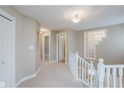 652 CRIMSON DR photo 32