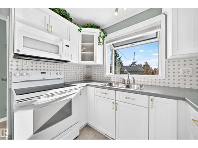 13519 123A AV NW photo 12
