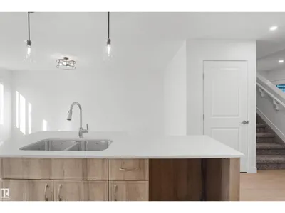 1858 187 ST NW photo 13
