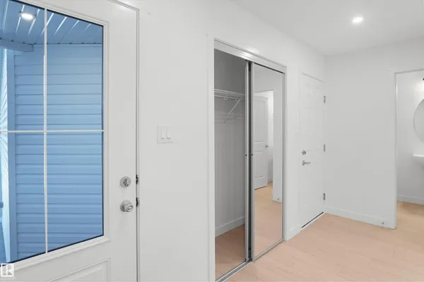 1858 187 ST NW photo 2